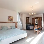 Vakantiehuis La Maison Du Soleil L'aulhere
