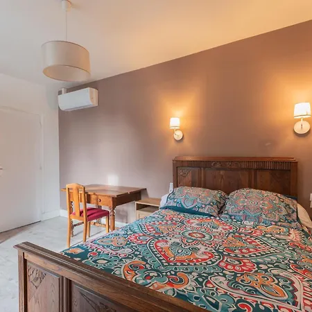 La Maison Du Soleil Avec Jacuzzi 6p Сasa de vacaciones *