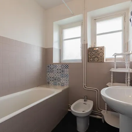 Feriehus La Maison Du Soleil Avec Jacuzzi 6p
