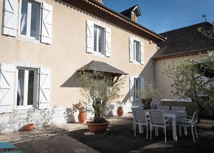 La Maison Du Soleil Avec Jacuzzi 6p Oloron-Sainte-Marie