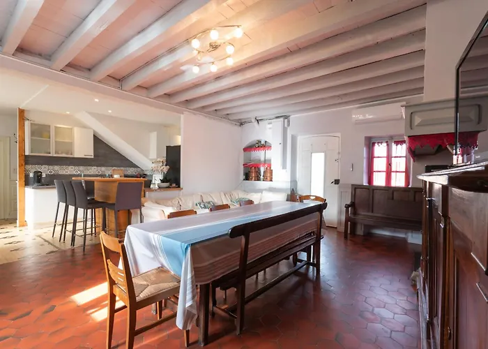 La Maison Du Soleil Avec Jacuzzi 6p *